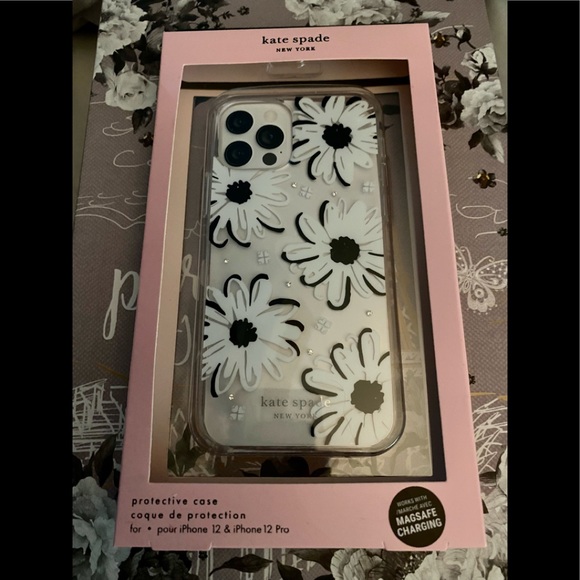 Kate spade cell phone case I Phone 12 Pro - Picture 1 of 4